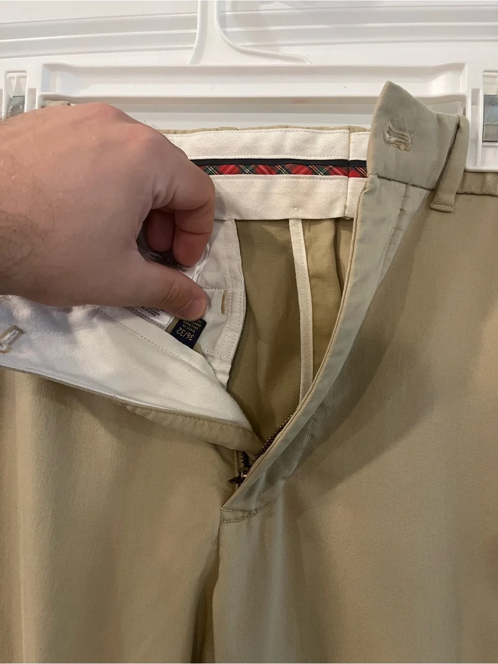 Classic Men's Chino Pants in Khaki